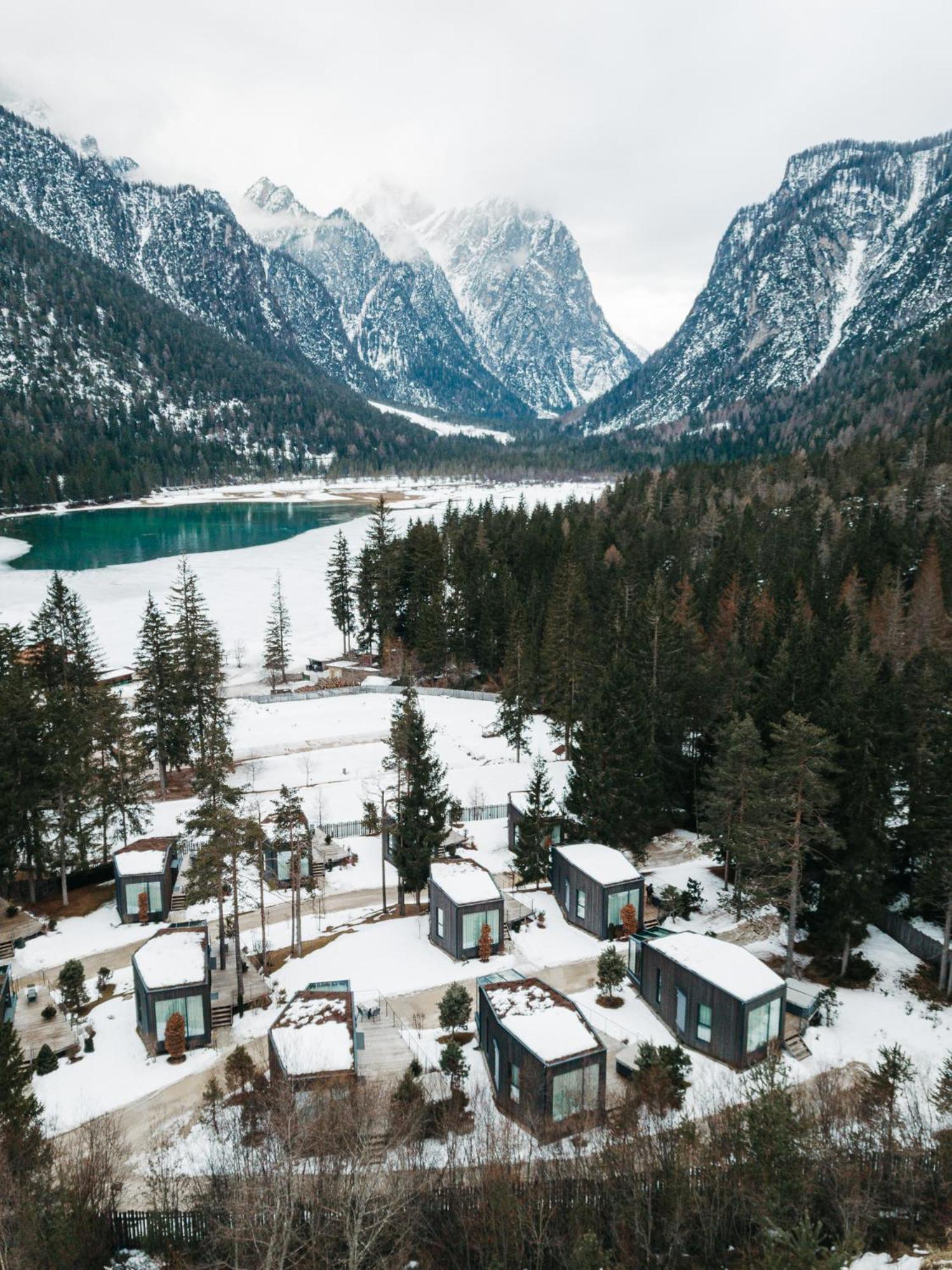 Skyview Chalets Am Camping Toblacher See 外观 照片
